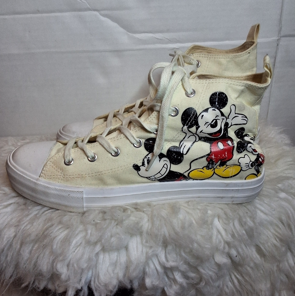 Disney Mickey Mouse Nostalgia High-Top Sneakers - Cream and Red 41/10 - Picture 3 of 12